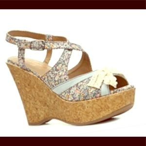Jellypop cork peep-toe floral strappy wedges! EUC